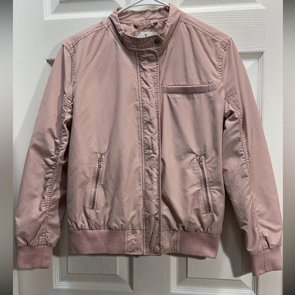 American Eagle Outfitters Jackets & Blazers - American Eagle Outfitters Blush Pink Bomber Jacket